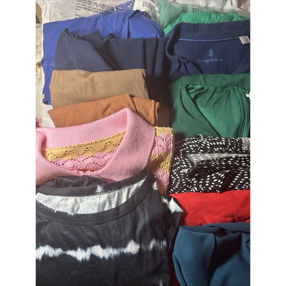 Lot of 100 New  Womens &Mens Mixed Clothing Items Bulk Wholesale - Picture 3 of 11